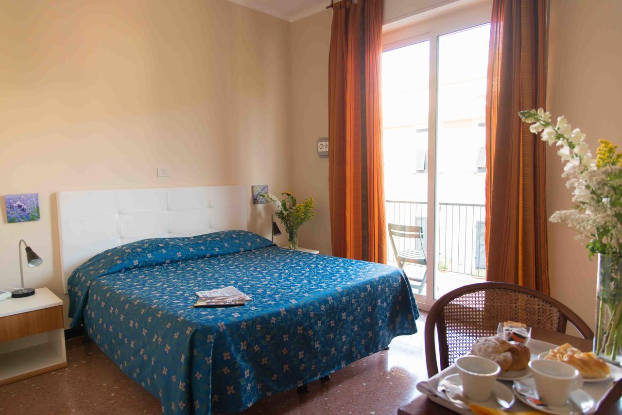Hotel Elisabetta Sestri Levante Exteriör bild